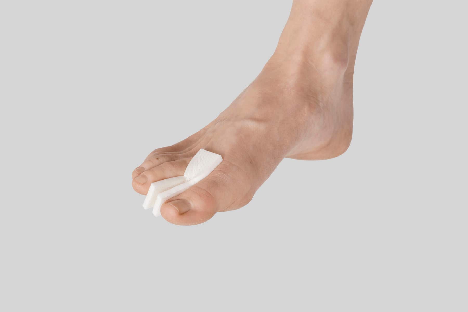 For wounds in between toes